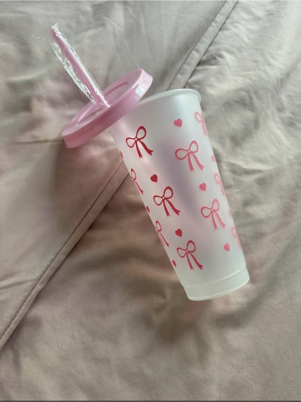 Kids Pink Bow Pattern Reusable Cup with Lid & Straw